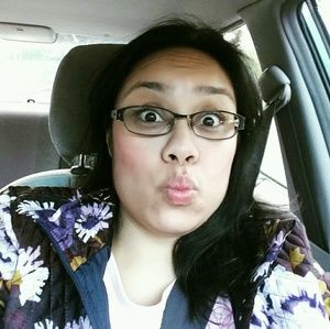 Meet your Posher, Marissa